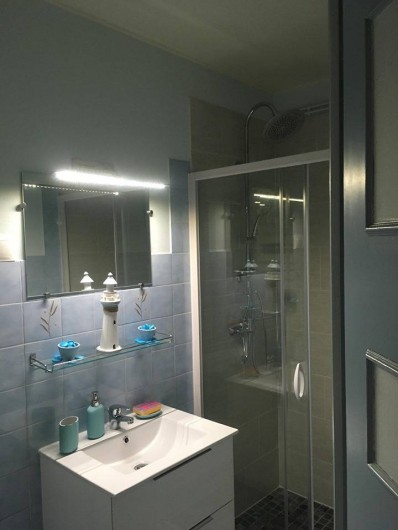 Location de vacances - Gîte à Angé - Salle de bain plus WC indépendant