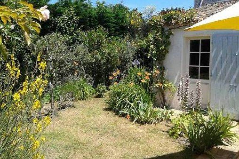 Location de vacances - Maison - Villa à Saint-Clément-des-Baleines - entrée chambre 3 sur jardin 