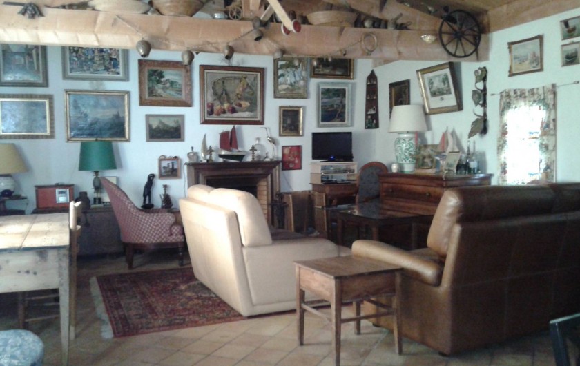 Location de vacances - Maison - Villa à Saint-Clément-des-Baleines - salon côté cheminée