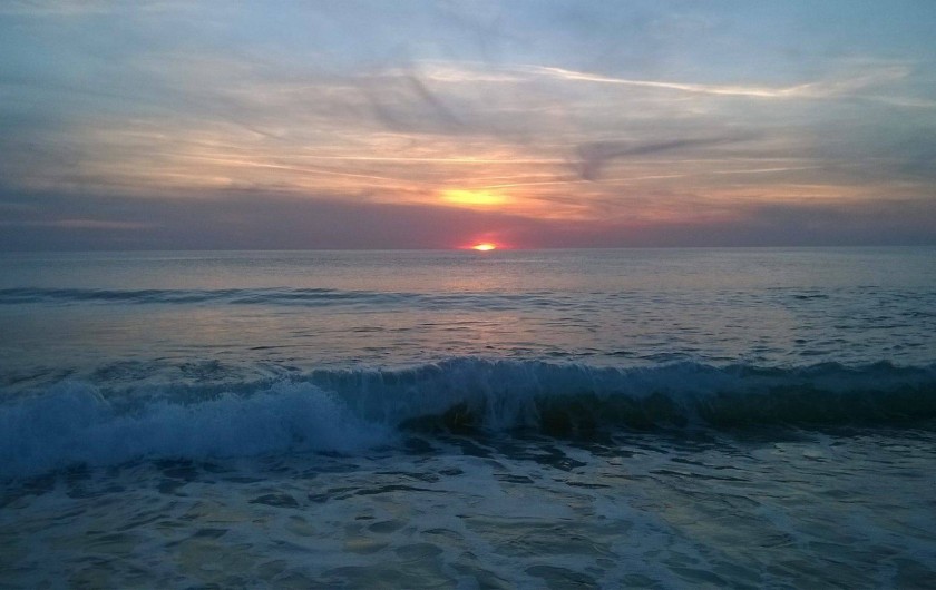 Location de vacances - Villa à Mimizan - coucher de soleil sur l'océan