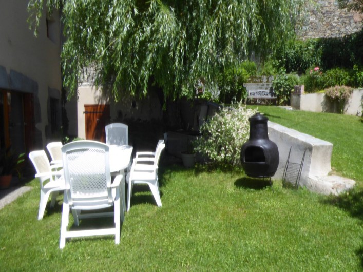 Location de vacances - Chambre d'hôtes à Oris-en-Rattier - jardin et braséro
