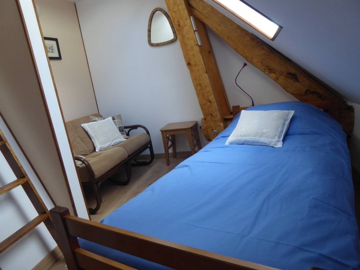 Location de vacances - Chambre d'hôtes à Oris-en-Rattier - chambre : Coiro avec un lit en mezzanine