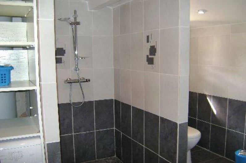 Location de vacances - Chalet à Neuilly-le-Dien - douche à l'italienne
