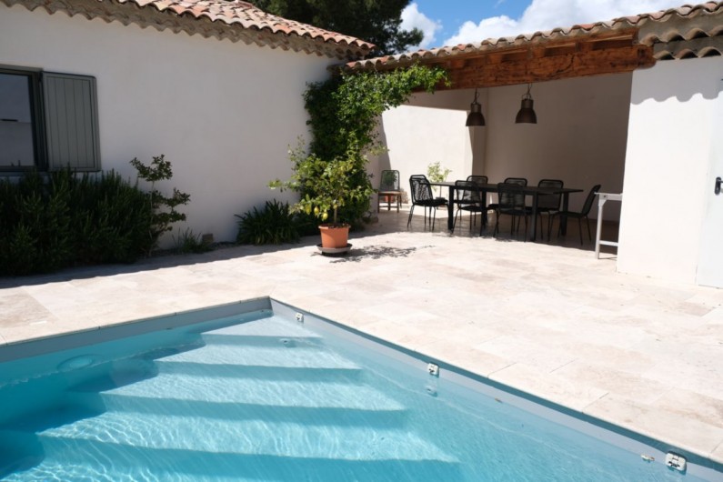 Location de vacances - Villa à Aureille - Coin terrasse
