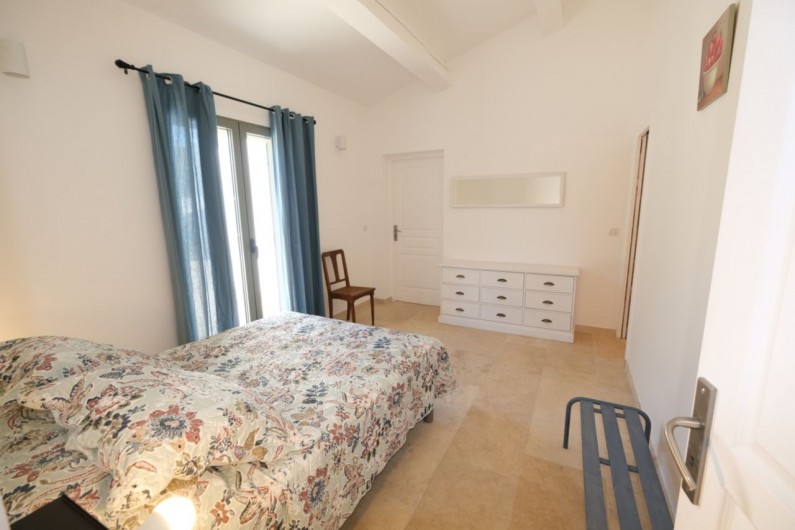 Location de vacances - Villa à Aureille - Chambre avec lit double