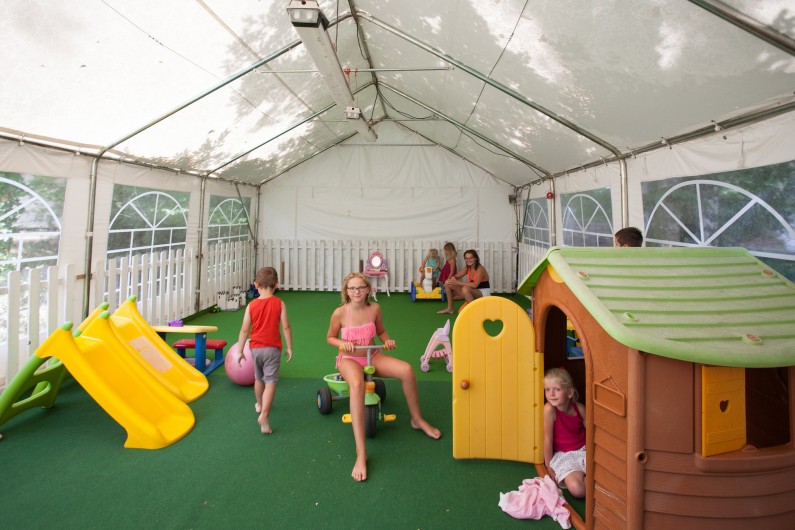 Location de vacances - Gîte à Calviac-en-Périgord - tente enfants