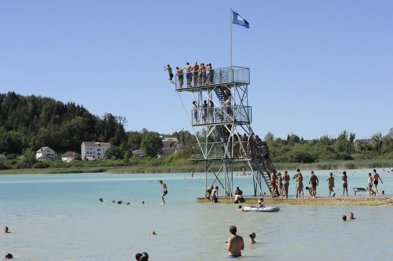 Location de vacances - Appartement à Songeson - plage de clairvaux les lacs environ 17,8km