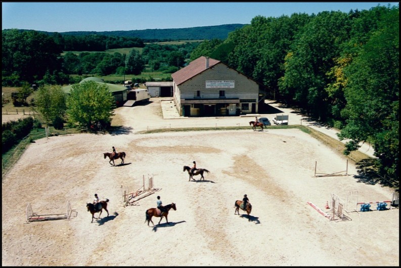 Location de vacances - Appartement à Songeson - centre équestre à doucier 4 km de la location