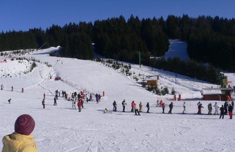 Location de vacances - Appartement à Songeson - piste de ski à Morbier environ 34,4km de la location<