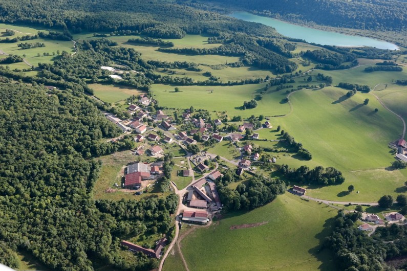 Location de vacances - Appartement à Songeson - village de Songeson