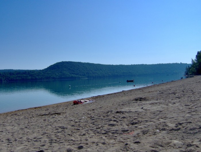 Location de vacances - Appartement à Songeson - plage de doucier à 4km de la location