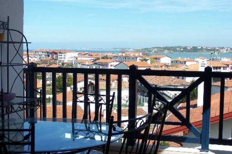 Location de vacances - Maison - Villa à Urrugne - Vue de la terrasse du rez de chaussée