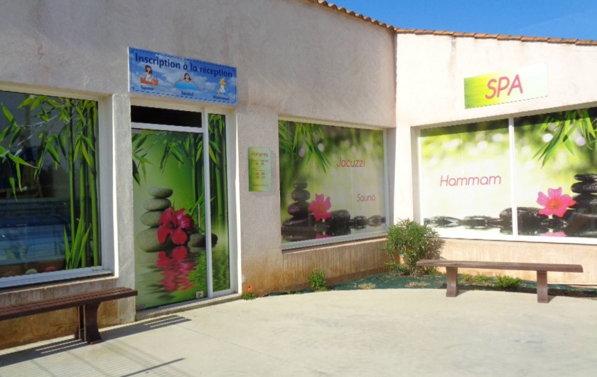 Location de vacances - Camping à Aytré - saune hammam et jacuzzi sur réservation à l'accueil et payant.