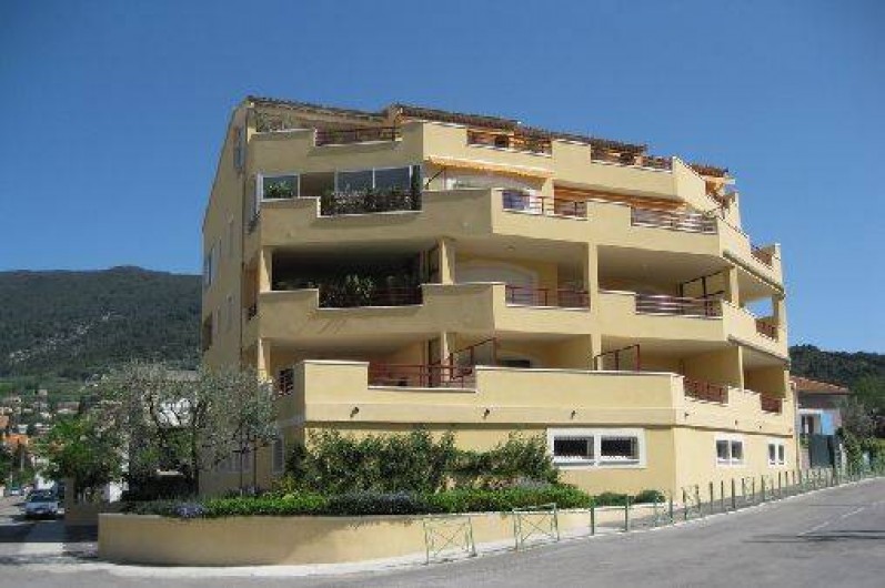 Location de vacances - Appartement à Nyons - immeuble des terrasses de l'Eygues