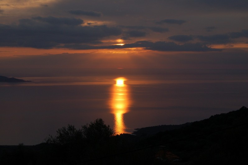 Location de vacances - Villa à Olmeto - Coucher de soleil très spécial