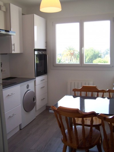 Location de vacances - Appartement à Cannes - Cuisine coins repas