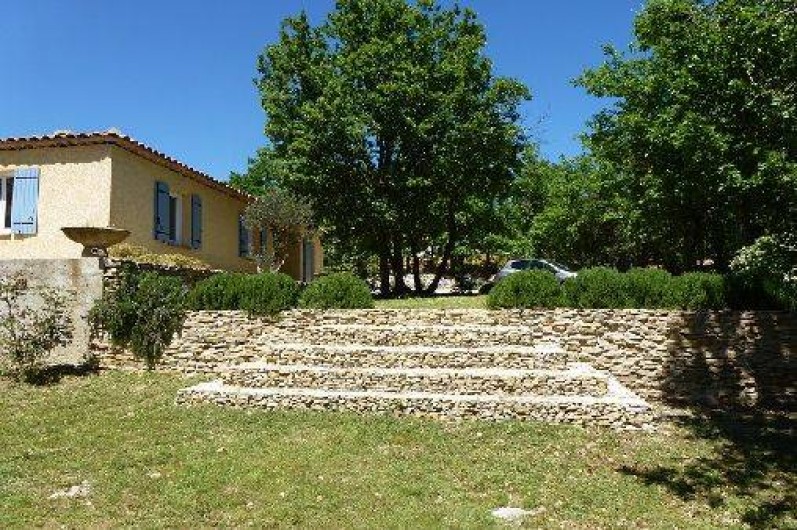 Location de vacances - Villa à La Verdiere - jardin