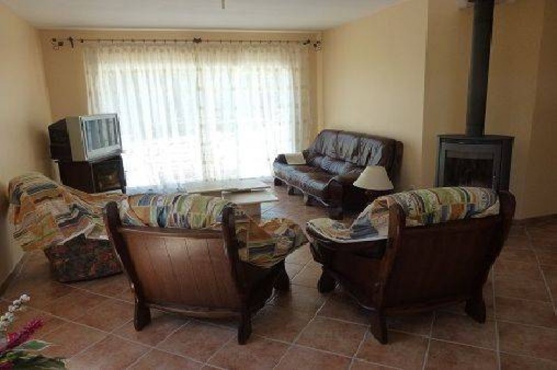 Location de vacances - Villa à La Verdiere - coin télévision