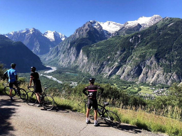 Location de vacances - Maison - Villa à Le Bourg-d'Oisans - Les Balcons, 20 minutes par velo