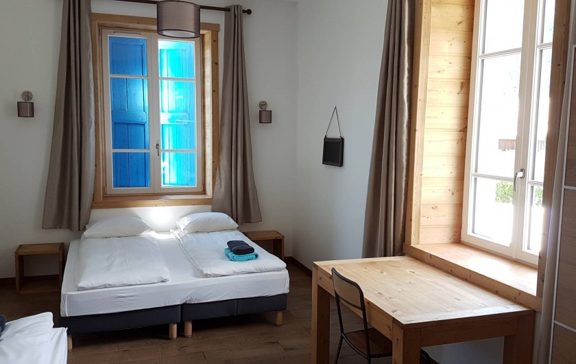 Location de vacances - Maison - Villa à Le Bourg-d'Oisans - Chambre pour 4 personnes avec ensuite