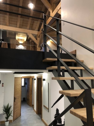 Location de vacances - Chalet à Saint-Sigismond - Escalier