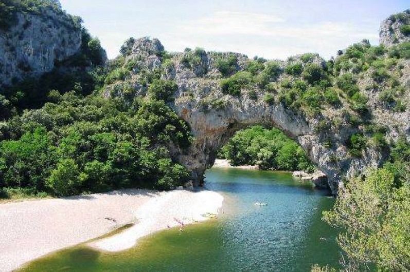 Location de vacances - Chalet à Saint-Alban-Auriolles - Le pont d'arc,  chalet Sud Ardèche Rev'o Thijol