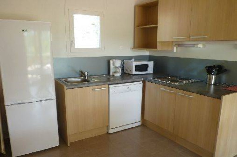 Location de vacances - Chalet à Saint-Alban-Auriolles - Location de vacances, Cuisine, chalet Sud Ardèche Rev'o Thijol