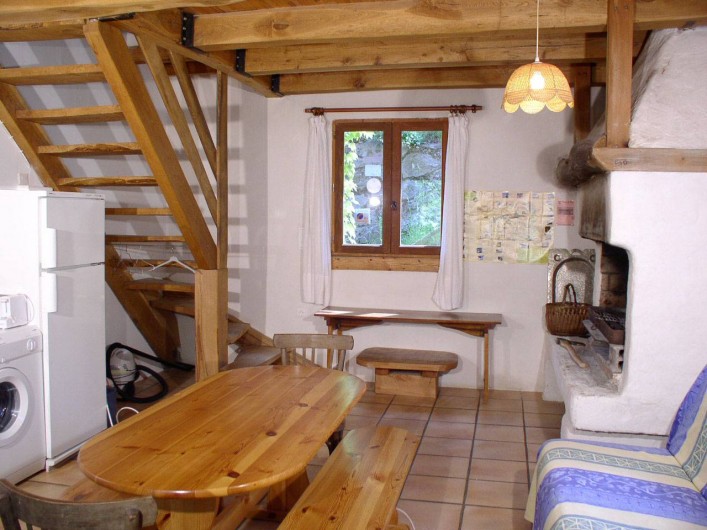 Location de vacances - Gîte à Le Pont-de-Montvert - salle àmanger