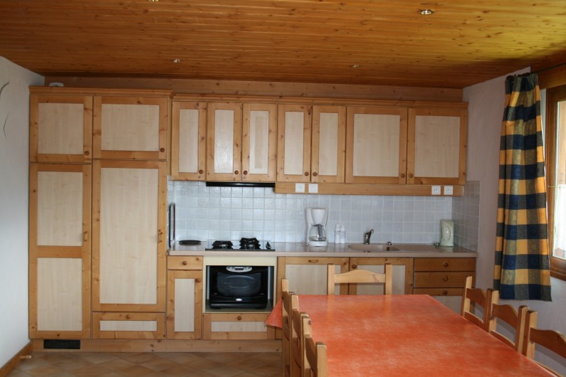 Location de vacances - Appartement à Peisey-Nancroix - Coin Cuisine.