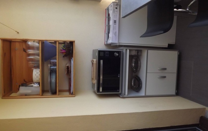 Location de vacances - Studio à Saint-Pierre la Mer - intérieur loggia