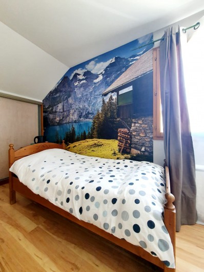 Location de vacances - Villa à Chorges - chambre "cabane en montagne" Lit simple