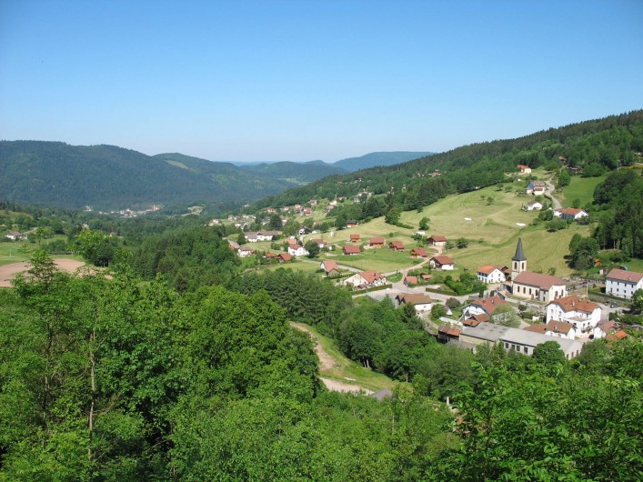 Location de vacances - Chalet à Basse-sur-le-Rupt - Village de Planois où se trouve le chalet est labellisé « station verte ».