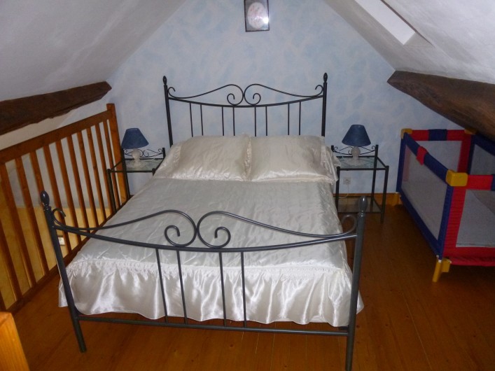 Location de vacances - Gîte à Auriac-du-Périgord - Chambre mezzanine  Studio