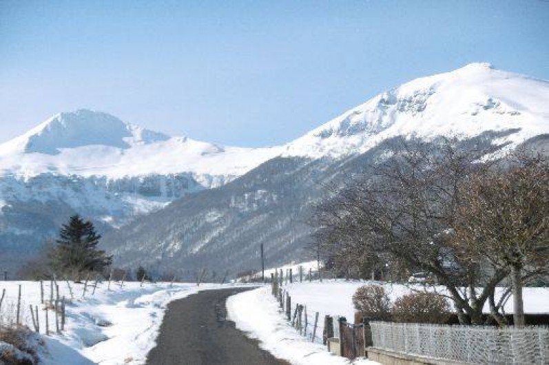 Location de vacances - Gîte à Le Claux - Vue sur Puy-Mary