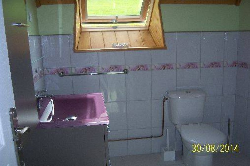 Location de vacances - Gîte à Le Claux - WC - Étage