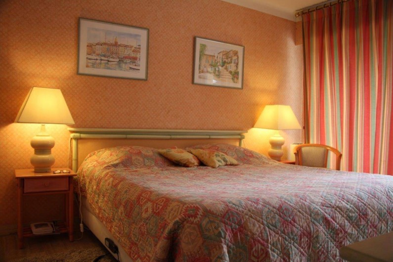 Location de vacances - Appartement à Cannes - CHAMBRE configuration grand lit