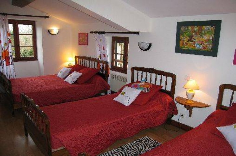 Location de vacances - Maison - Villa à Saint-Séverin - La chambre "dortoir", le domaine des enfants et ados,