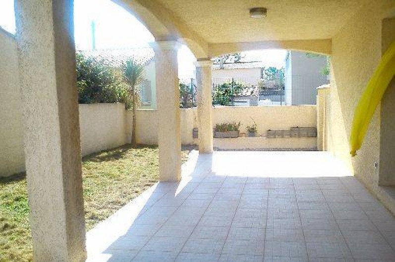 Location de vacances - Villa à Frontignan - Terrasse sans meuble