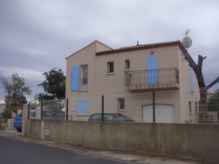 Location de vacances - Villa à Frontignan - Vue maison depuis la rue