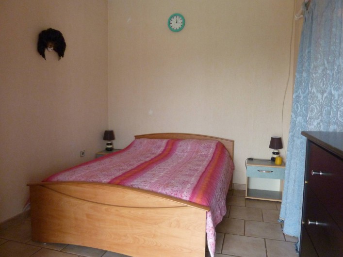 Location de vacances - Villa à La Ciotat - Chambre côté piscine,       vue mer