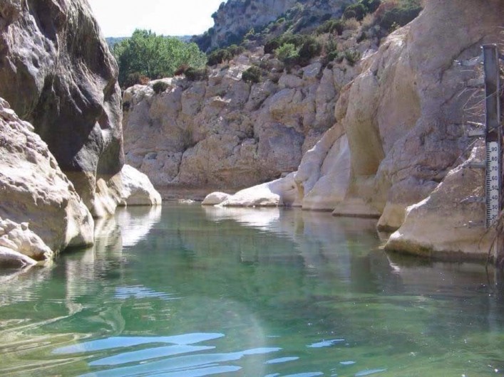 Location de vacances - Villa à Portel-des-Corbières - coin de rivière ou l'on se baigne