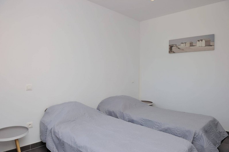 Location de vacances - Villa à Bonifacio - chambre avec 2 lits simple en 90/190 pour nos chalets