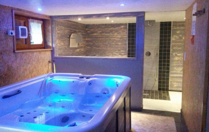 Location de vacances - Gîte à Willer-sur-Thur - spa, douche wc sous sol