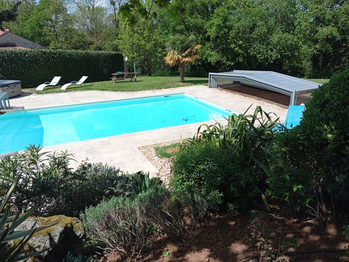 Location de vacances - Gîte à Mareuil-sur-Lay-Dissais - Piscine découverte