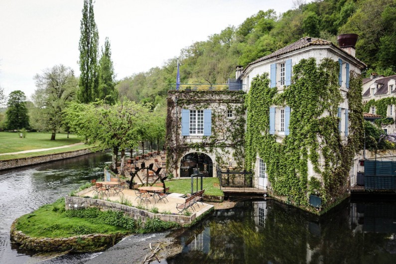 Location de vacances - Hôtel - Auberge à Brantôme - Moulin extérieur