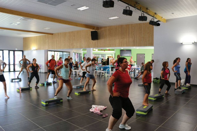 Location de vacances - Camping à Brem-sur-Mer - Animations pour petits et grands : cours de sport