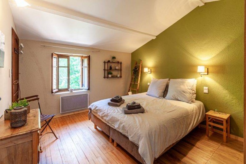 Location de vacances - Chambre d'hôtes à Saint-Césaire-de-Gauzignan - Chambre les  Oliviers