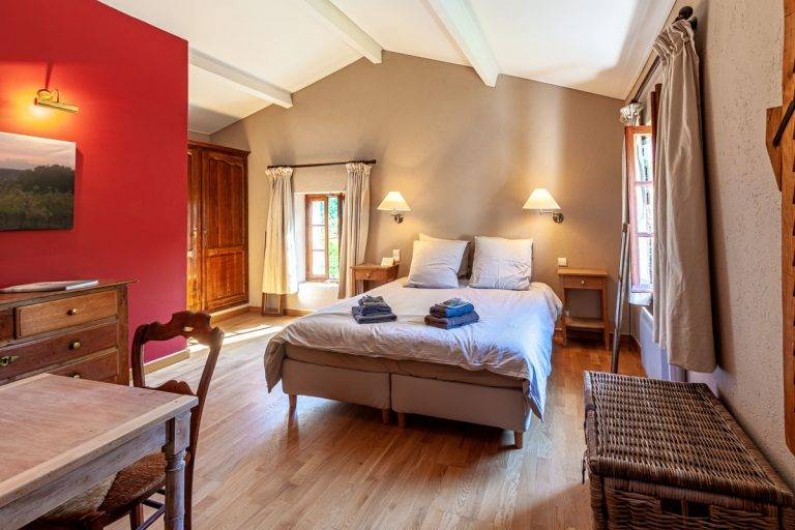 Location de vacances - Chambre d'hôtes à Saint-Césaire-de-Gauzignan - Chambre les  Vignes