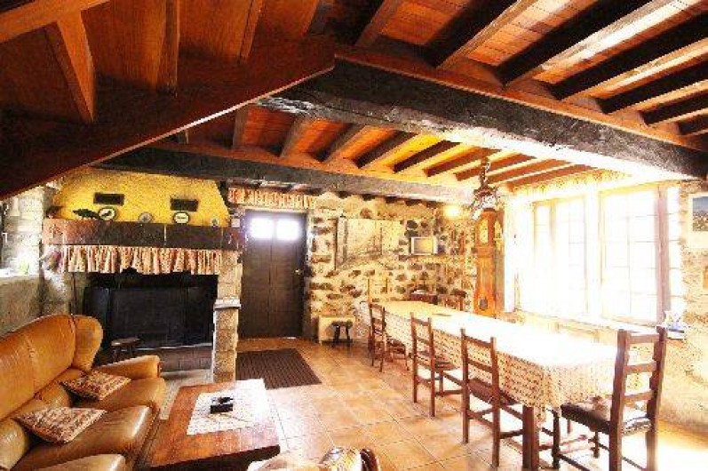 Location de vacances - Gîte à Salles - Pièce principale