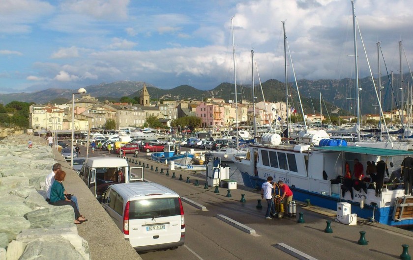 Location de vacances - Maison - Villa à Oletta - Le port de plaisance de st-Florent et son école de plongée sou marine